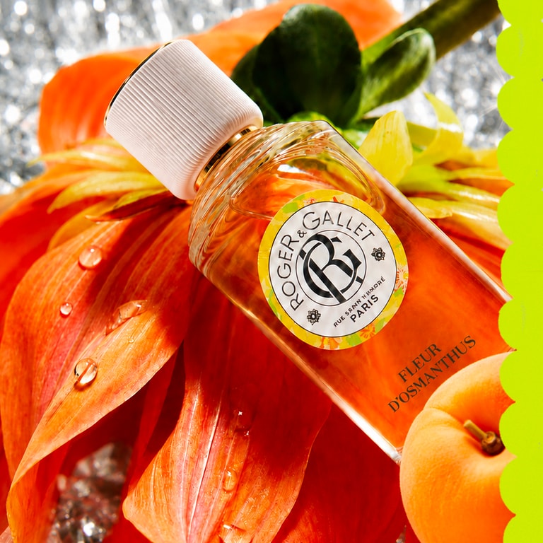 Fleur d'Osmanthus Cadeaubox Kerst weldadig geparfumeerd water + weldadige handcrème